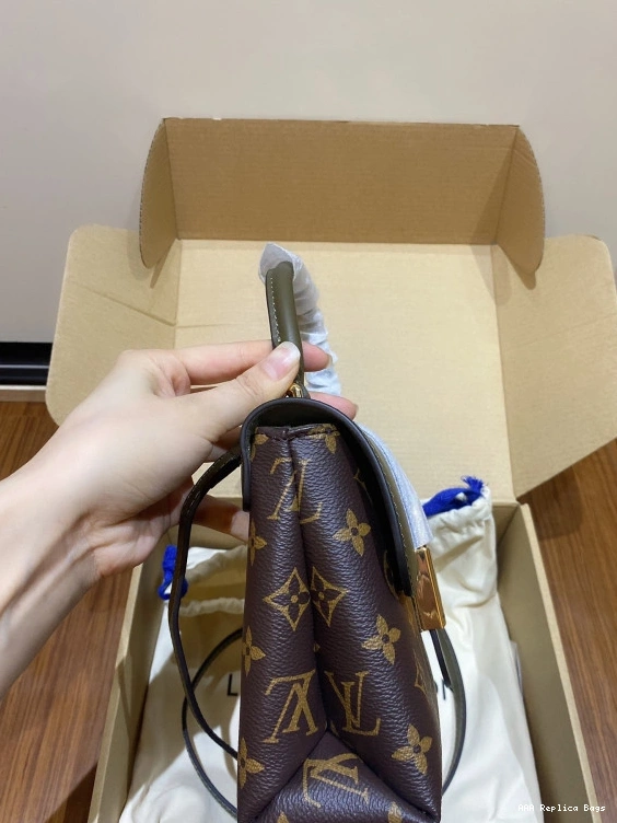 Aaa replica bags VUITTON BB LOCKY LOUIS 0806